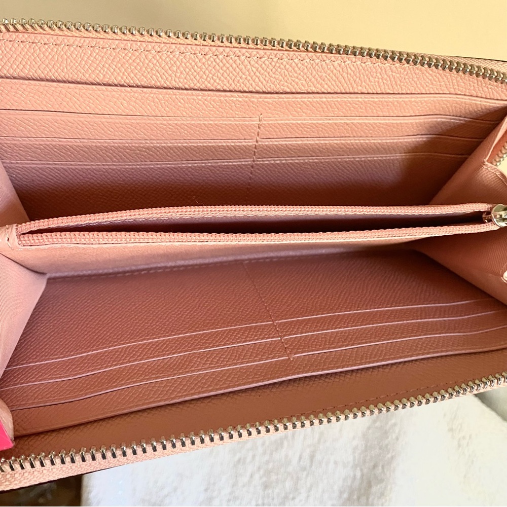 Coach Pink Leather zip around long wallet with silver hardware EUC like new - Picture 2 of 12